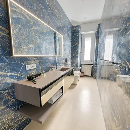 Tra Via Brera E Via Spiga, Suite Deluxe Milan Exterior photo